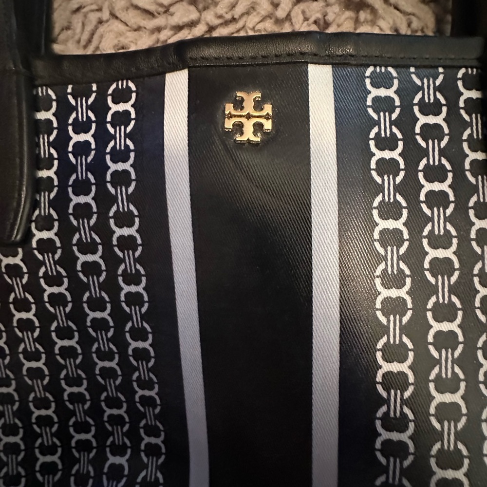 Tory Burch Gemini Link